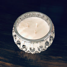 Load image into Gallery viewer, CANDLE -TRANQUILITY / CRYSTAL VESSEL
